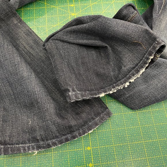 VINTAGE 7 for all mankind Slimmy distressed jeans size 32 - Picture 6 of 11